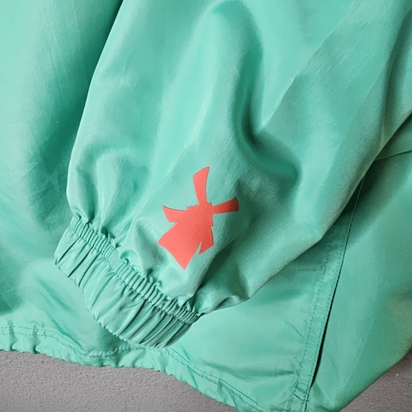 Dutch Bros Hoodie Mens Medium Pullover Logo Windbreaker Pouch Green Yellow - Picture 7 of 16